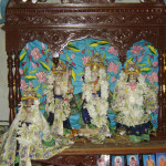 Bóstwa czczone przez Śrilę Bhaktisiddhantę Saraswatiego Thakurę