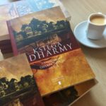 Książka. Księga Dharmy czyli o podejmowaniu świadomych decyzji